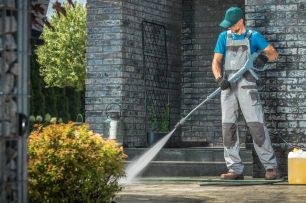 Best Graffiti Removal  in Middlefield, OH